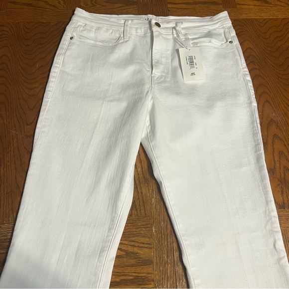 NEW Frame Le High Flare Jeans in White Sz 31 Retro 70s Inspired Style Boho - Picture 3 of 16
